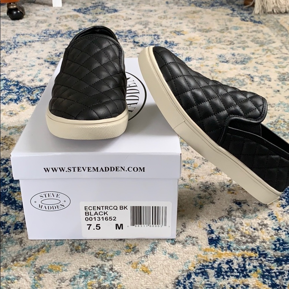 Steve Madden ECENTRCQ Black Slip on Sneakers